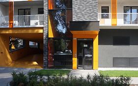 Art Apartments